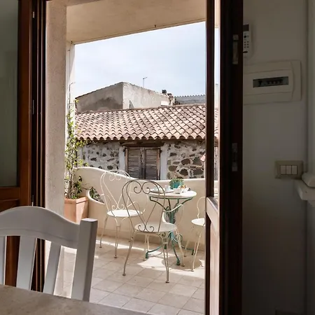Lejlighed Domo Mea Terra E Domo Mea Chelu - Comfort Nel Centro Storico Di Orosei