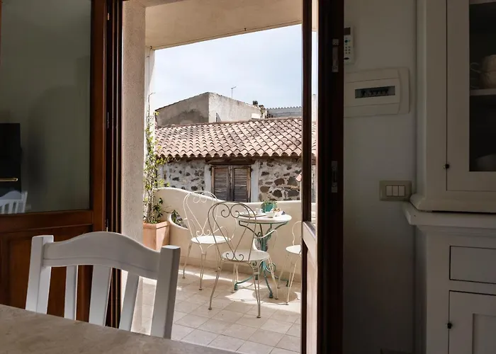 Appartement Domo Mea Terra E Domo Mea Chelu - Comfort Nel Centro Storico Di Orosei